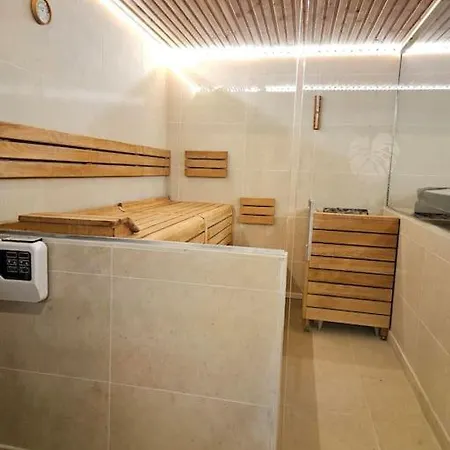 Design Jacuzzi Sauna, Salle De Sports Apartmán Emmerin